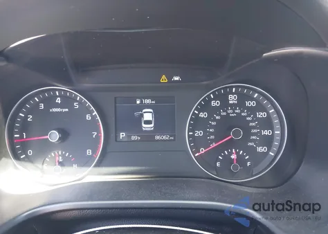 2021 Kia Forte Lxs z USA, uszkodzony, nr VIN 3KPF24AD4ME303731